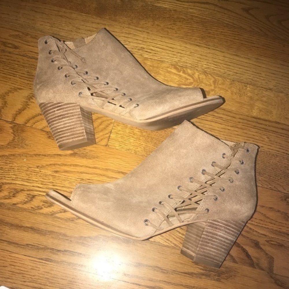 Lucky Brand suede lace up peep toe booties 9.5